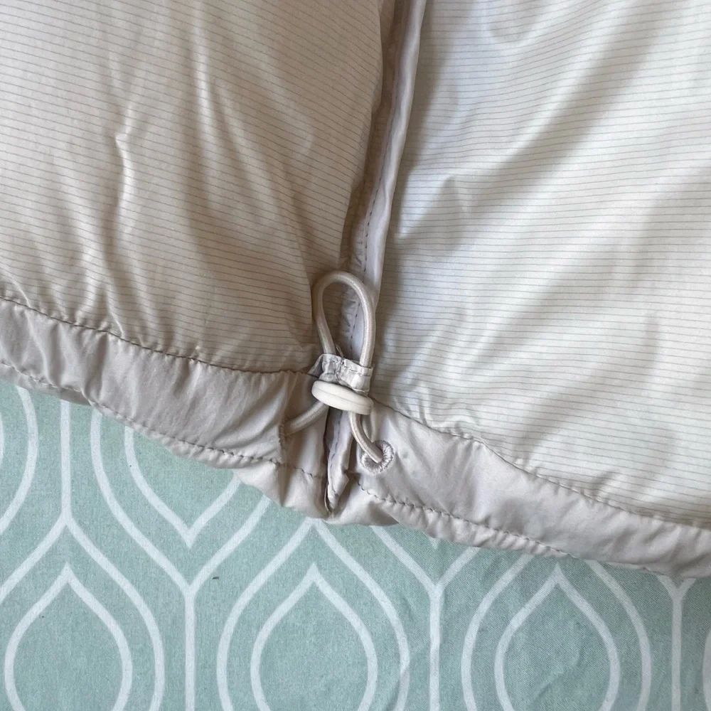 Uniqlo Ultra Light Down Puffer Parka - Picture 8 of 9